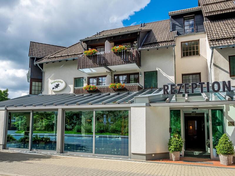 Eigene Anreise Harz - Hahnenklee: Erholungsurlaub im Hotel Walpurgishof 2 bzw. 4 Nächte 4-Sterne-Hotel mit Halbpension Inkl. Wellnessgutschein i. W. Erlebnisferien und Abenteuerreisen online kaufen