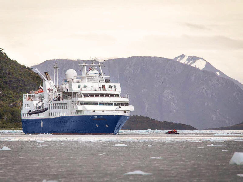 Kreuzfahrten Südamerika - Peru & Chile: Expeditionskreuzfahrt mit Discovery von Valparaíso bis Callao/Lima 15-tägig inkl. Flüge 4-Sterne-Hotels mi Kreuzfahrten Südamerika - Peru & Chile: Expeditionskreuzfahrt mit Discovery von Valparaíso bis Callao/Lima 15-tägig inkl. Flüge 4-Sterne-Hotels mi