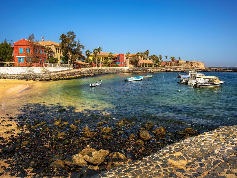 Rundreisen Senegal & Gambia: Farben, Klänge und Geschichte Afrikas 16-tägig inkl. Flüge Mittelklassehotels/Lodges/Savannencamp mit Verpflegung Ink Erlebnisferien und Abenteuerreisen online kaufen